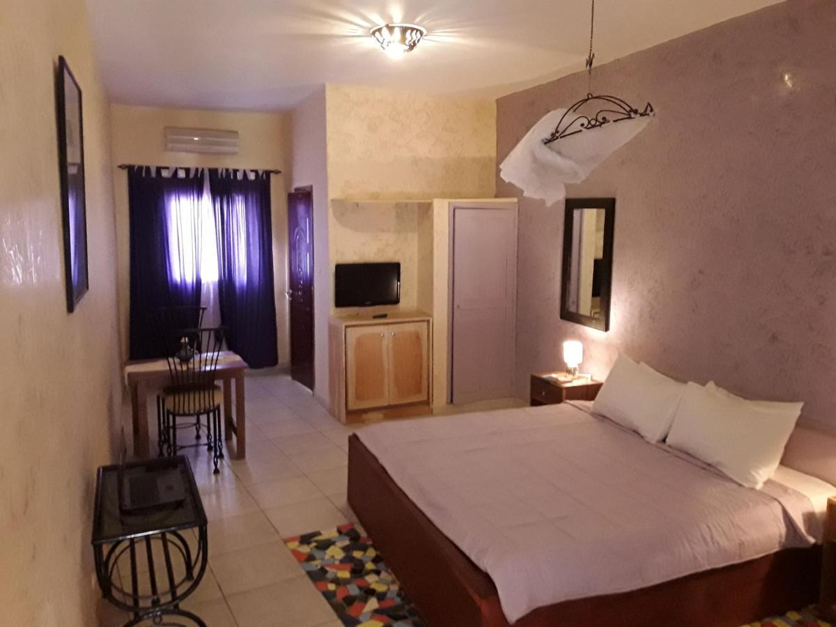 מבור Hotel Grazia Maria מראה חיצוני תמונה